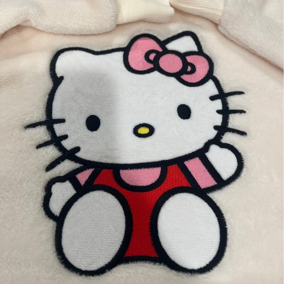 ❤️New! Hello Kitty!❤️ - Picture 2 of 15